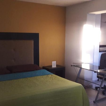 Hotel Flores Guamuchil Kültér fotó