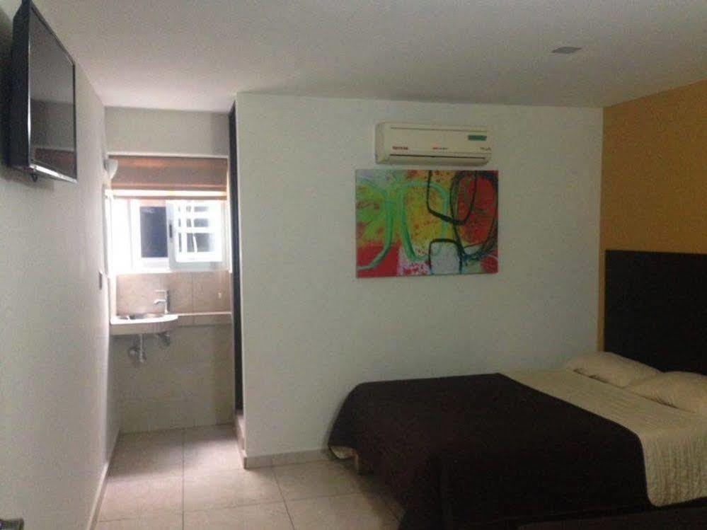 Hotel Flores Guamuchil Kültér fotó